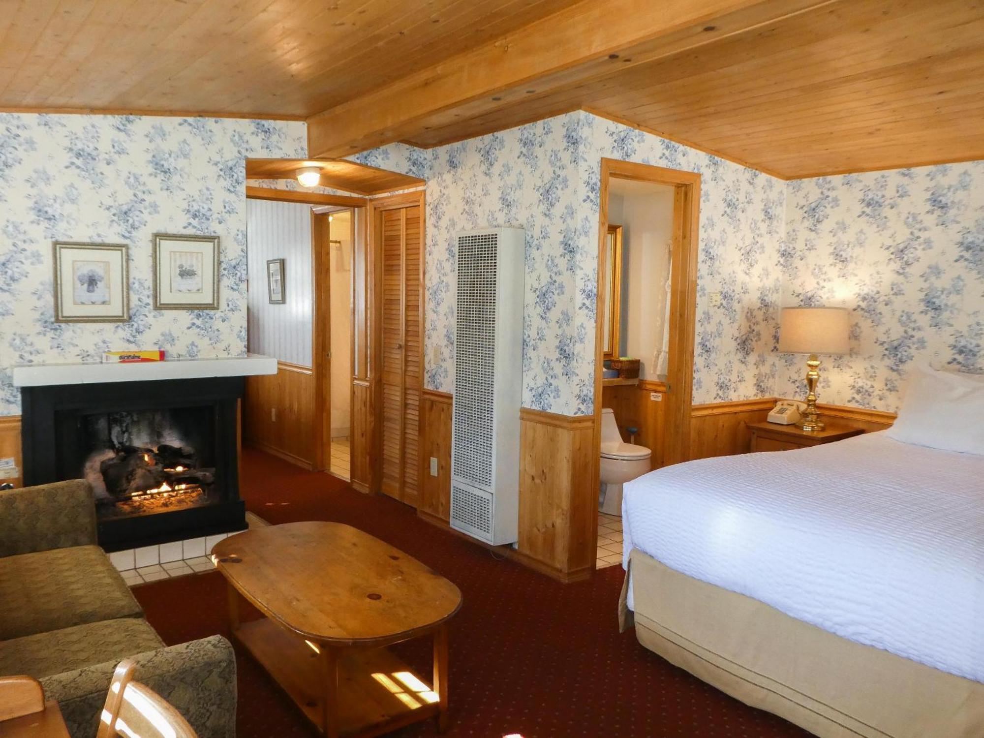 Carmel Fireplace Inn Szoba fotó